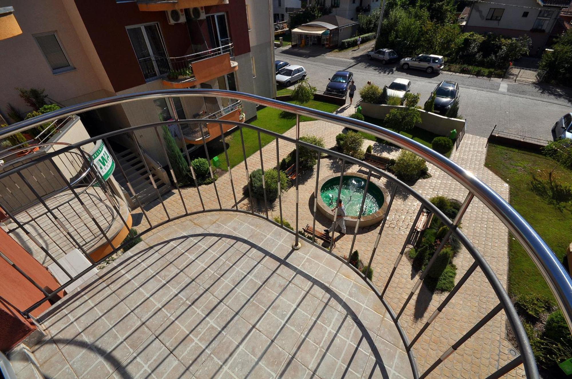 Iwa Centar Apartments & Wellness Vrnjačka Banja Kültér fotó